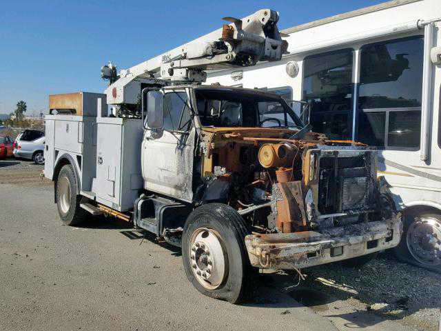 Ford F-700