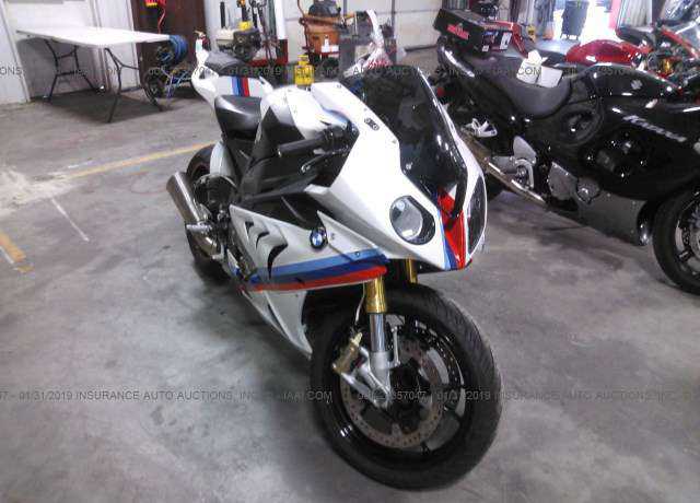 BMW S 1000 RR