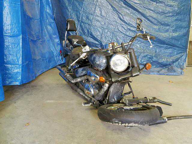 Suzuki VL800