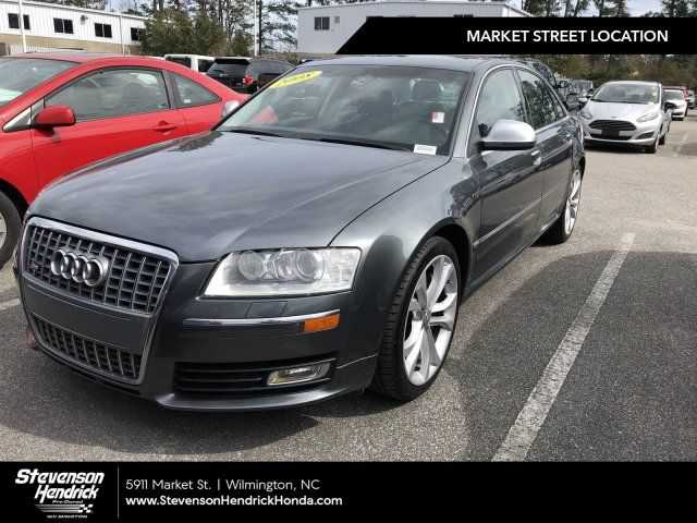 Audi S8