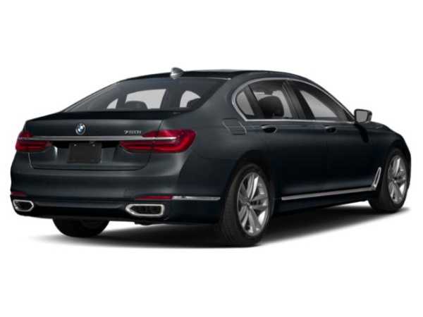 2019 BMW 750i