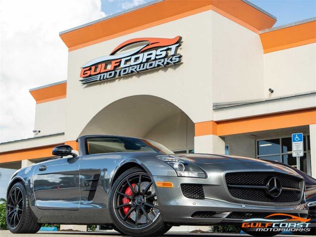 Mercedes-Benz SLS-Class