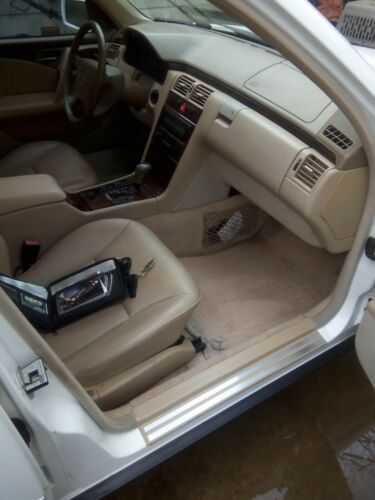 1999 Mercedes-Benz E-Class