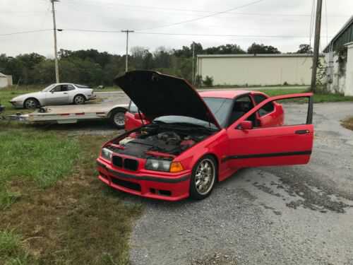 BMW 318ti