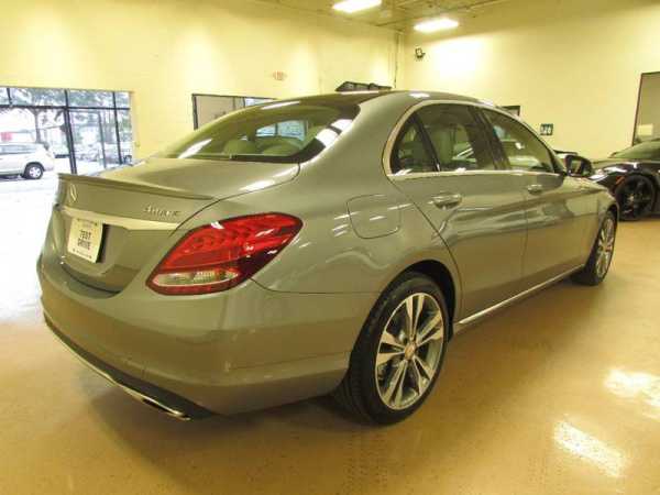 2016 Mercedes-Benz C-Class