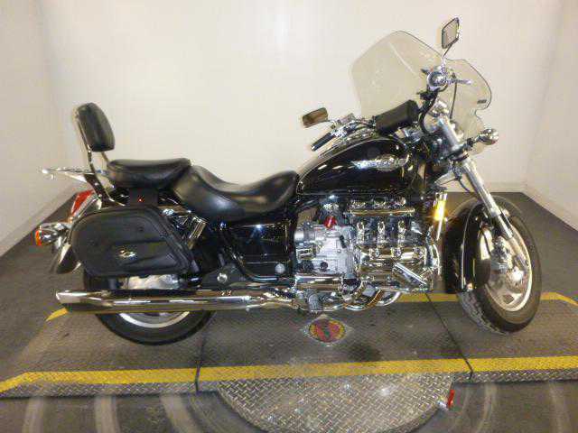 Honda GL1500C (VALKYRIE)