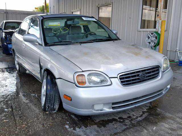 Suzuki Esteem