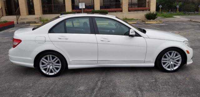 2009 Mercedes-Benz C-Class