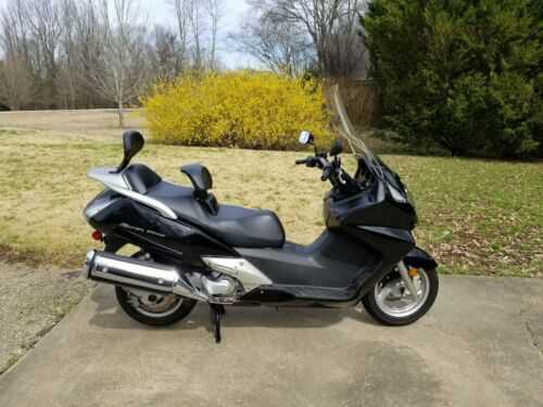 Honda FSC600 (Silver Wing)