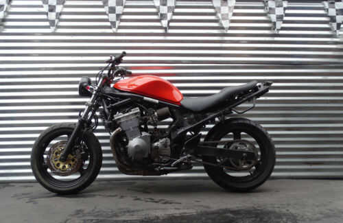 Suzuki GSF600S