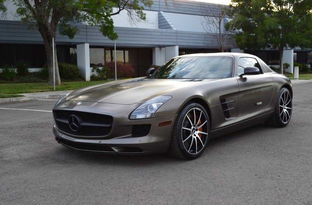 Mercedes-Benz SLS-Class