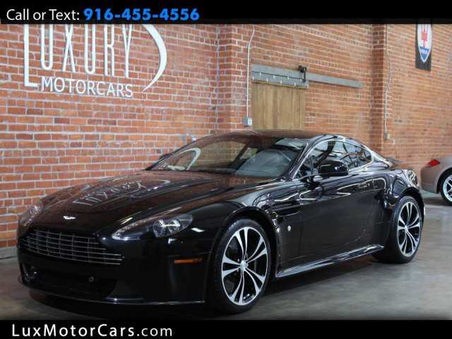 Aston Martin V12 Vantage