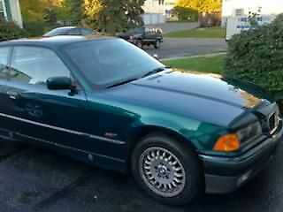 BMW 318iS