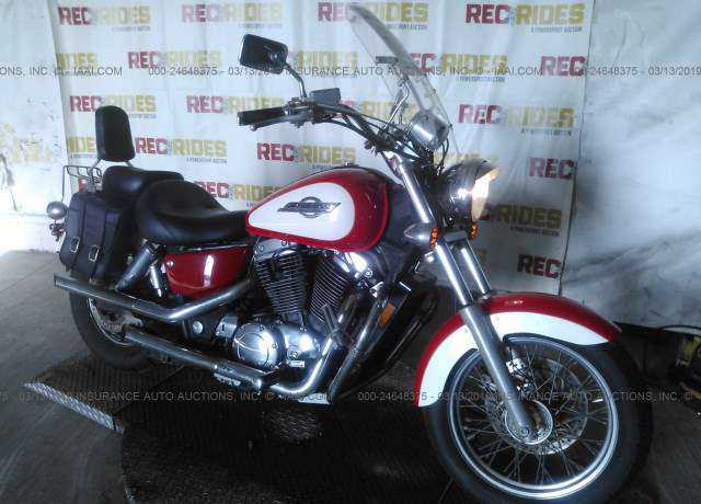 Honda VT1100C2 (SHADOW ACE)