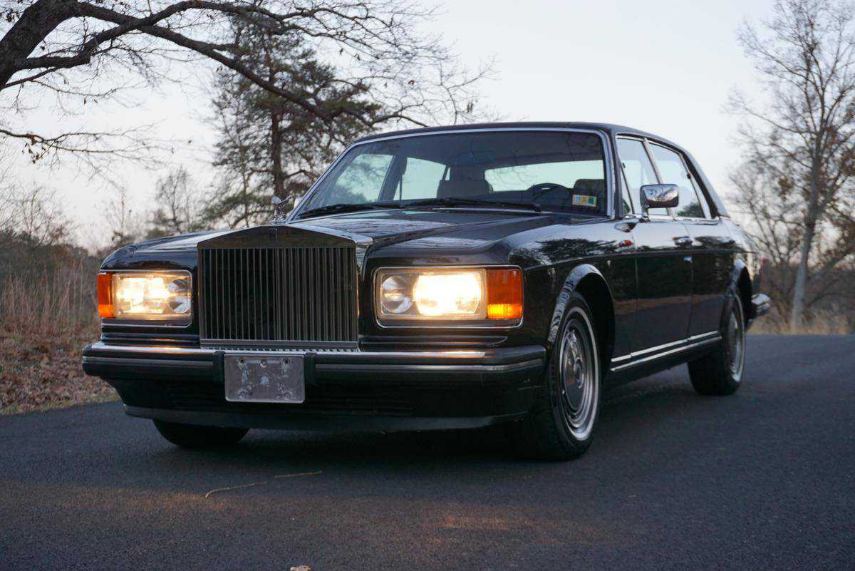 Rolls-Royce Silver Spur