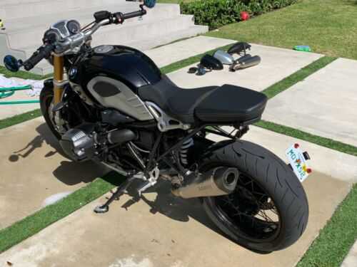 BMW R nineT