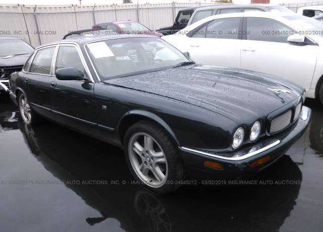 Jaguar XJR