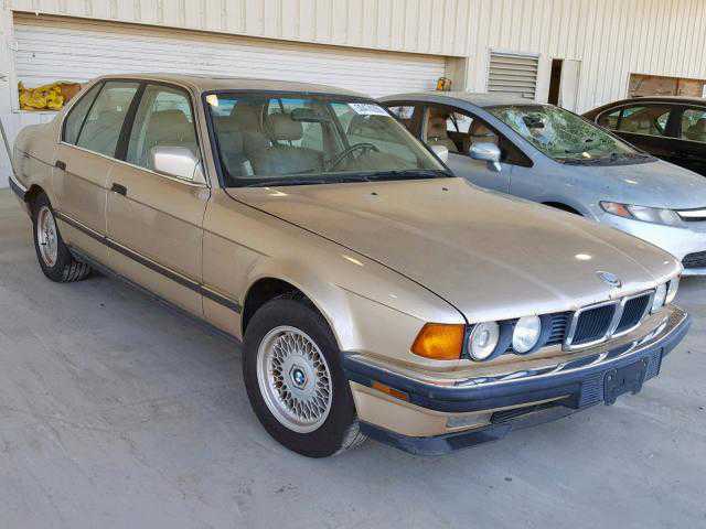 BMW 740i