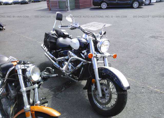 Suzuki VL800