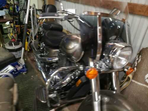 Honda VT1100C2 (SHADOW SABRE)