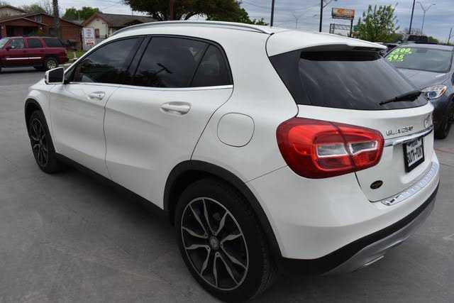 2015 Mercedes-Benz GLA-Class