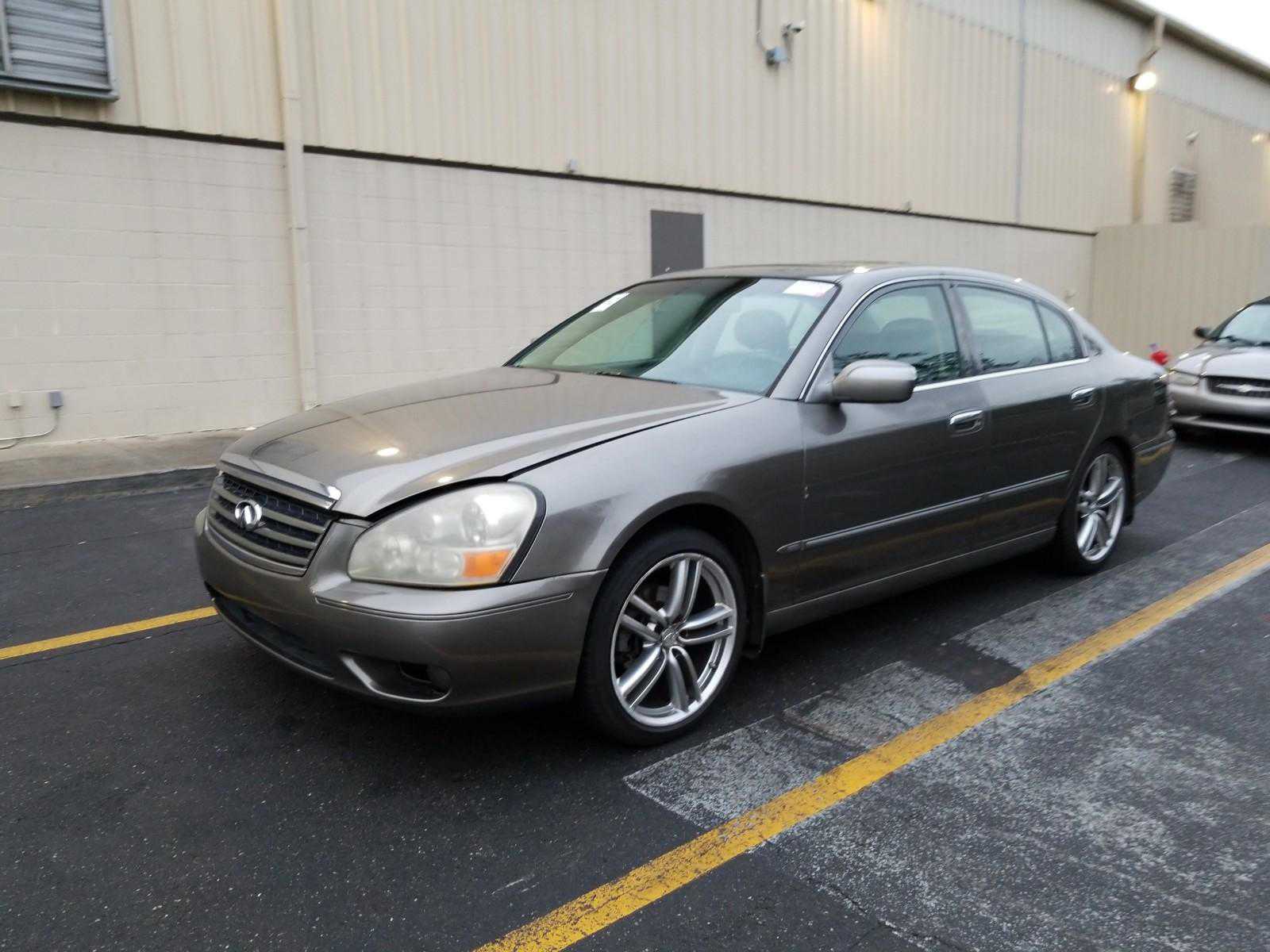 Infiniti Q45