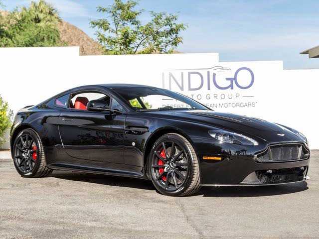 Aston Martin V12 Vantage