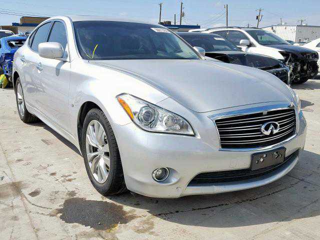 Infiniti Q70