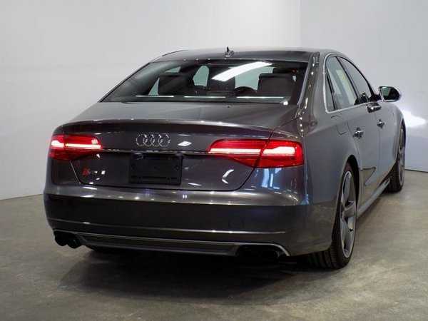 2016 Audi S8