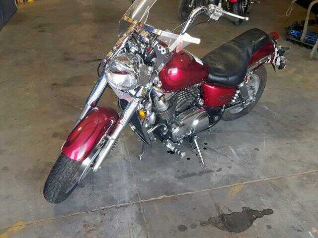 Honda VT1100C2 (SHADOW SABRE)