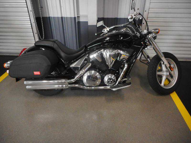 Honda VT1300 (Interstate)