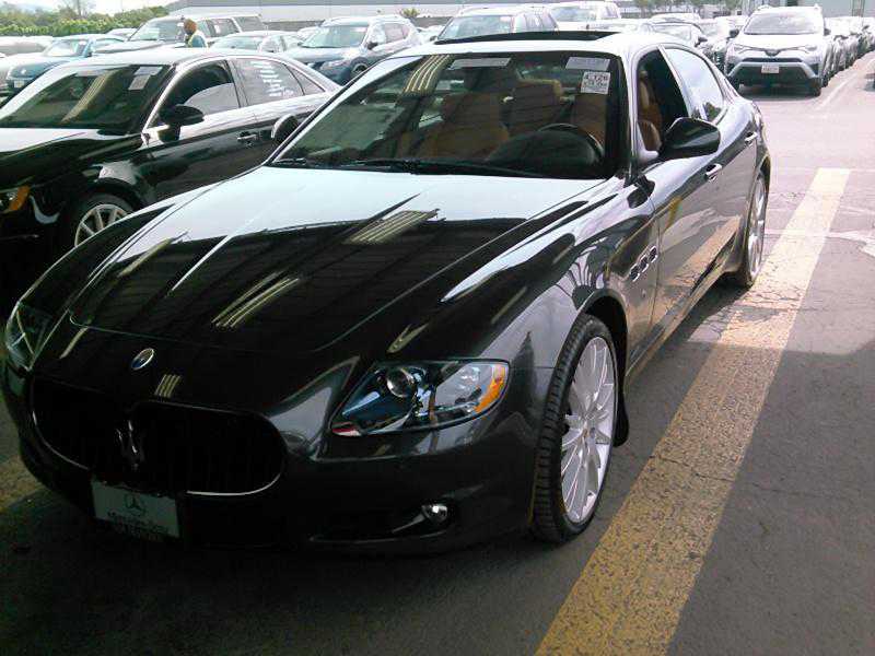 Maserati Quattroporte