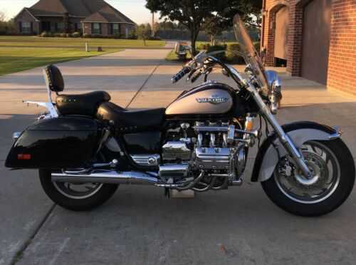 Honda GL1500C (VALKYRIE)