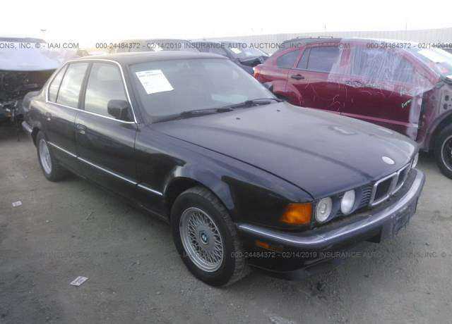 BMW 740i