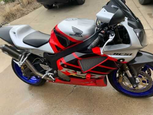 Honda RVT1000R (RC51)