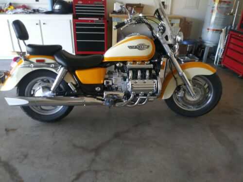 Honda GL1500C (VALKYRIE)