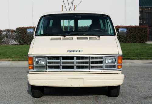 Dodge Ram Wagon