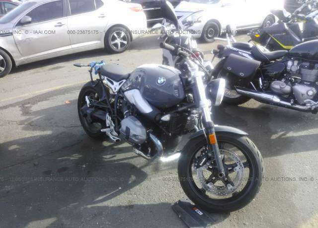 BMW R nineT
