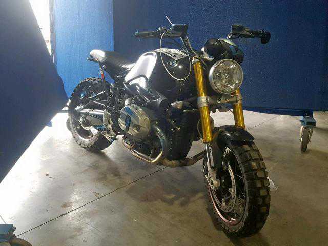 BMW R nineT