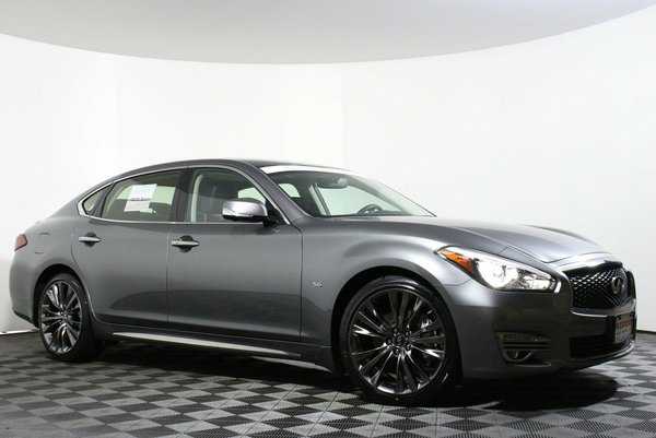 Infiniti Q70L