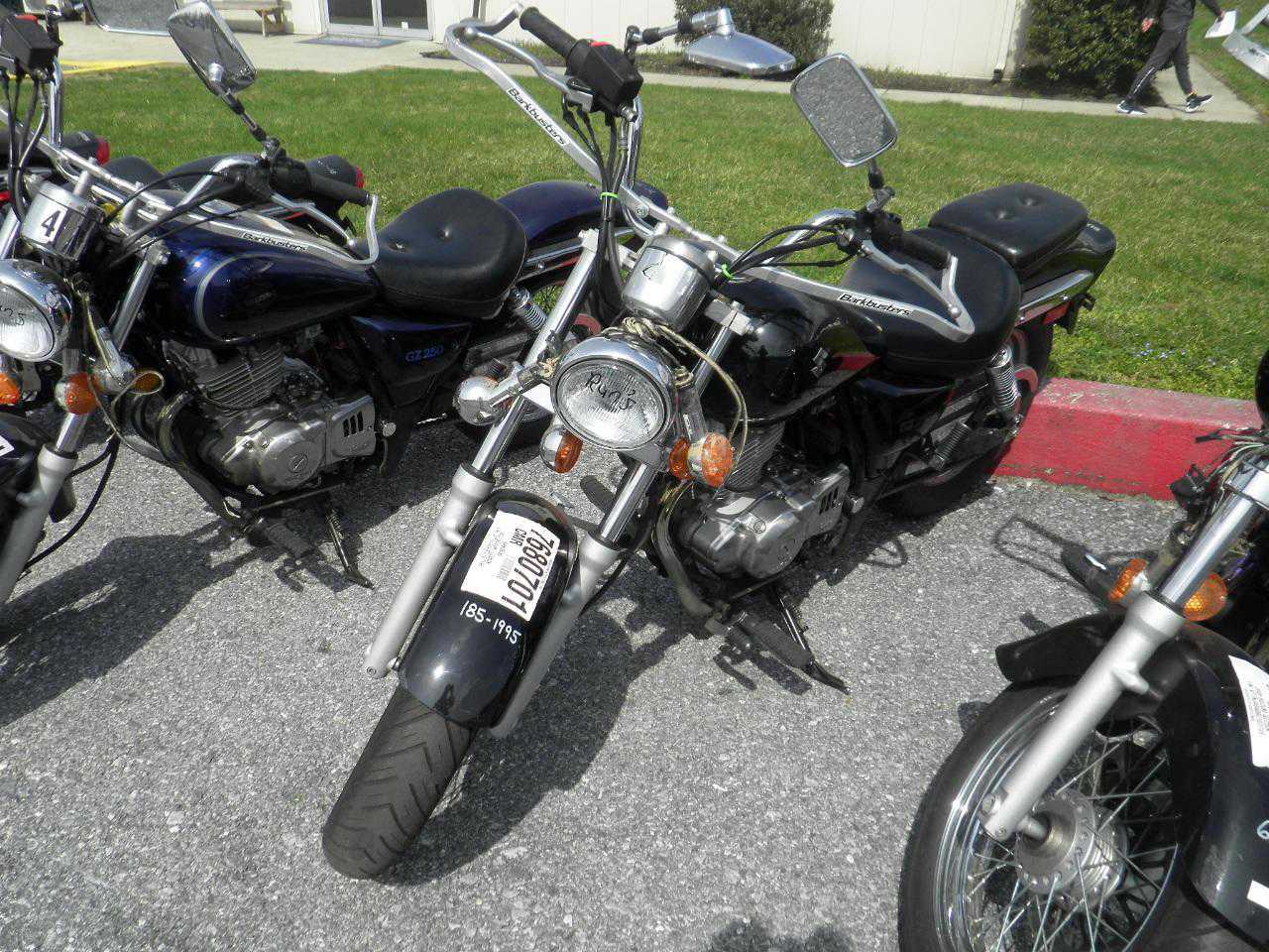 Suzuki GZ250
