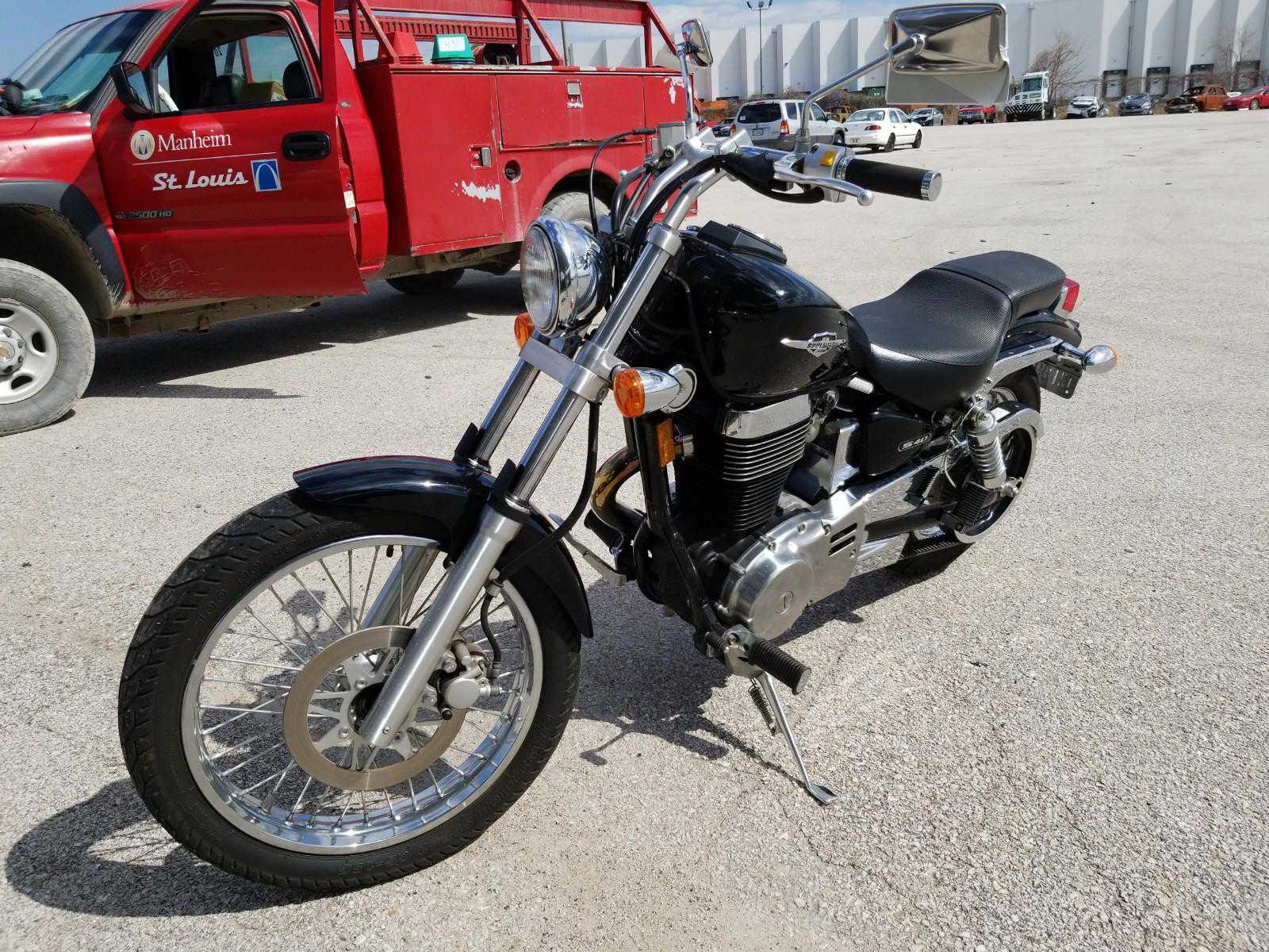 Suzuki LS650