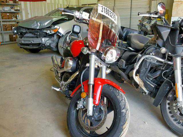 Suzuki VZ800