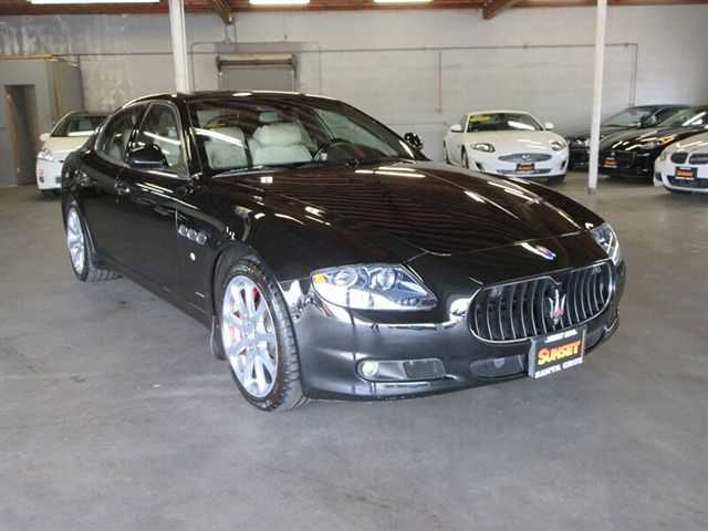 Maserati Quattroporte