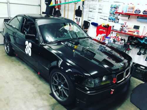 BMW 325iS