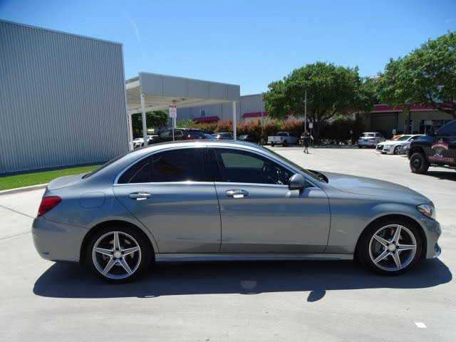 2016 Mercedes-Benz C-Class