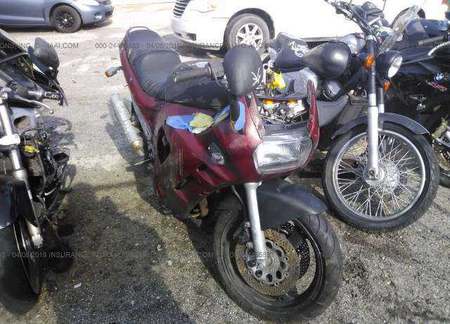 Suzuki GSX750F