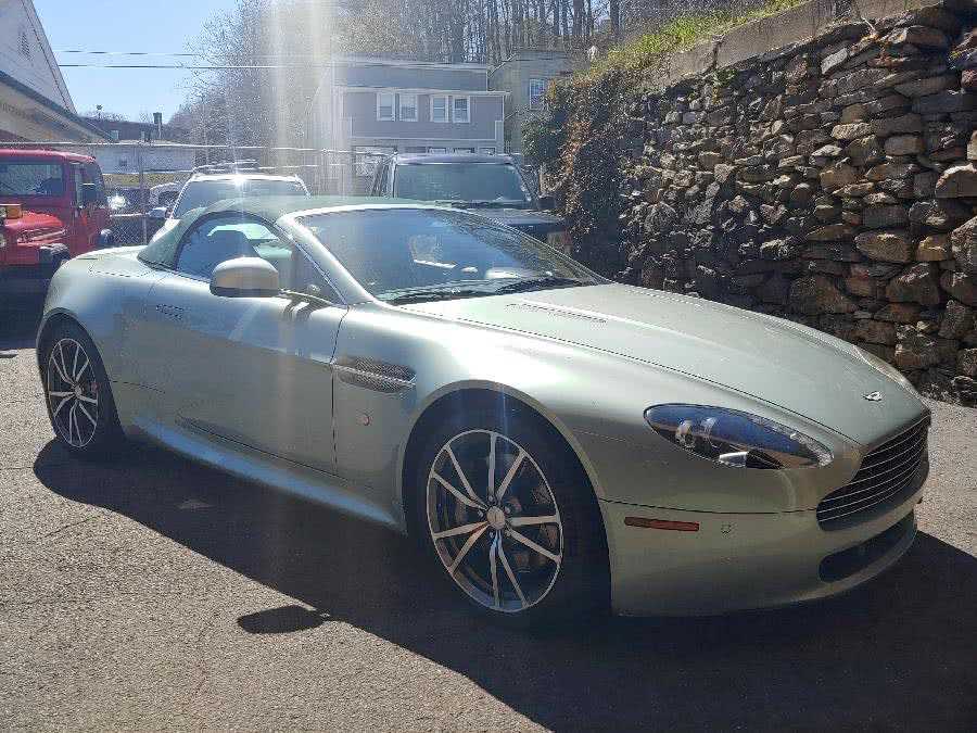 Aston Martin V8 Vantage