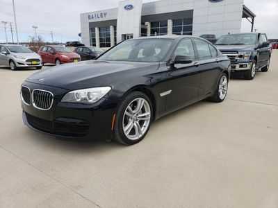 BMW 740i
