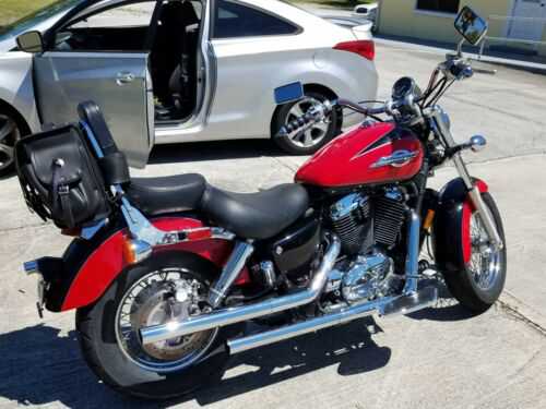 Honda VT1100C2 (SHADOW ACE)